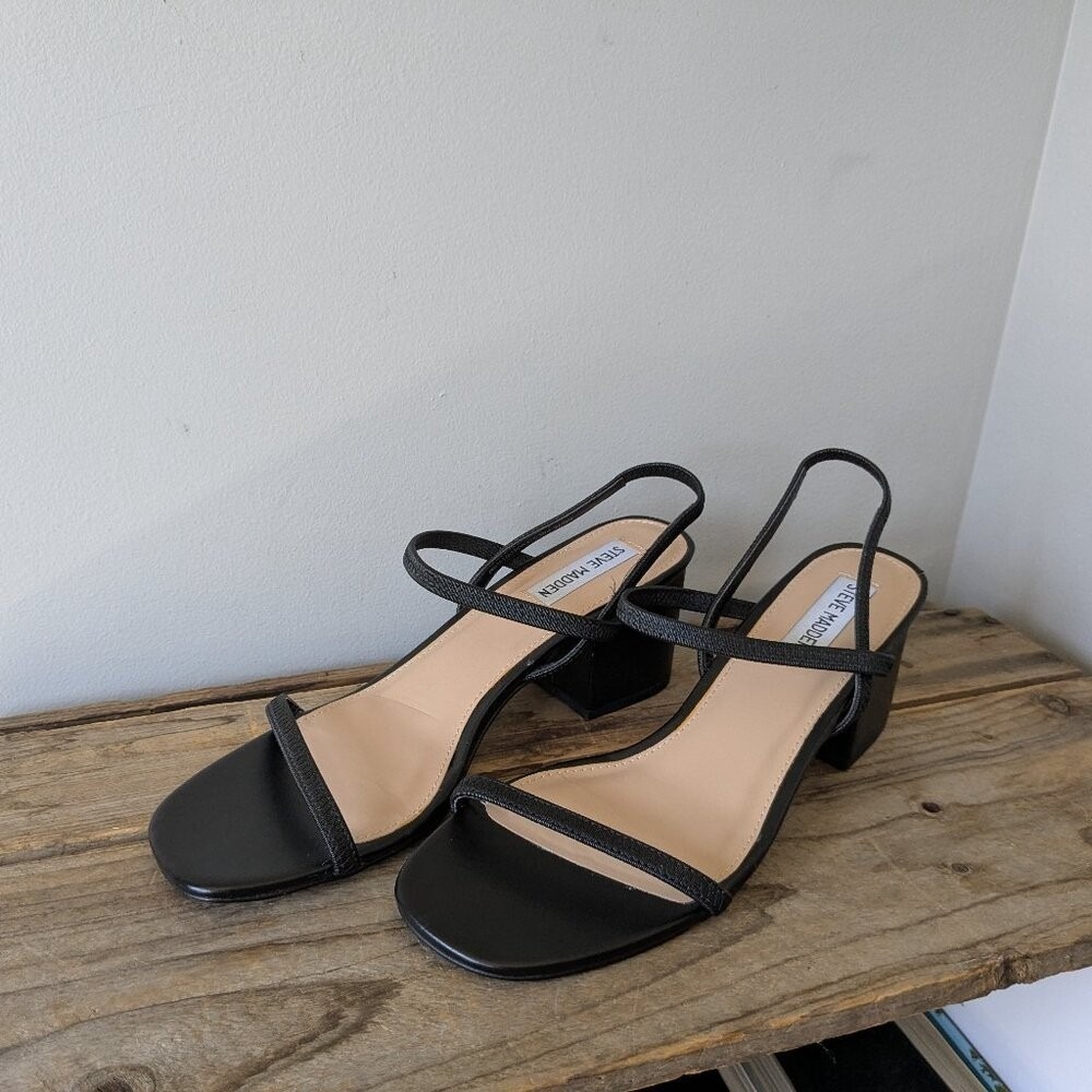 Steve Madden Inessa Black Chunky black Heel Sandal Size 9
